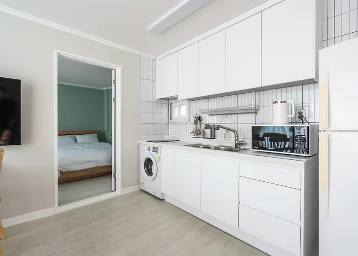 Appartement Quiet & Spacious House 7 Mins Walk From Metro Station Seoel
