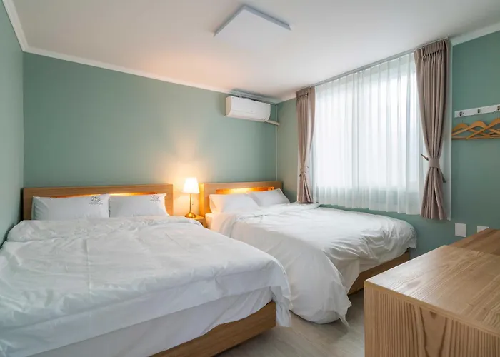 Appartement Quiet & Spacious House 7 Mins Walk From Metro Station *